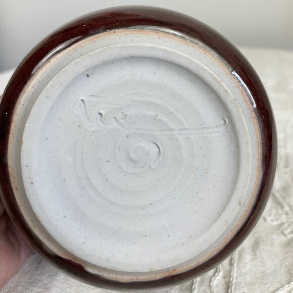 Vintage Fulham Honey Jar - Signed - Made in Canada - Picture 6 of 8